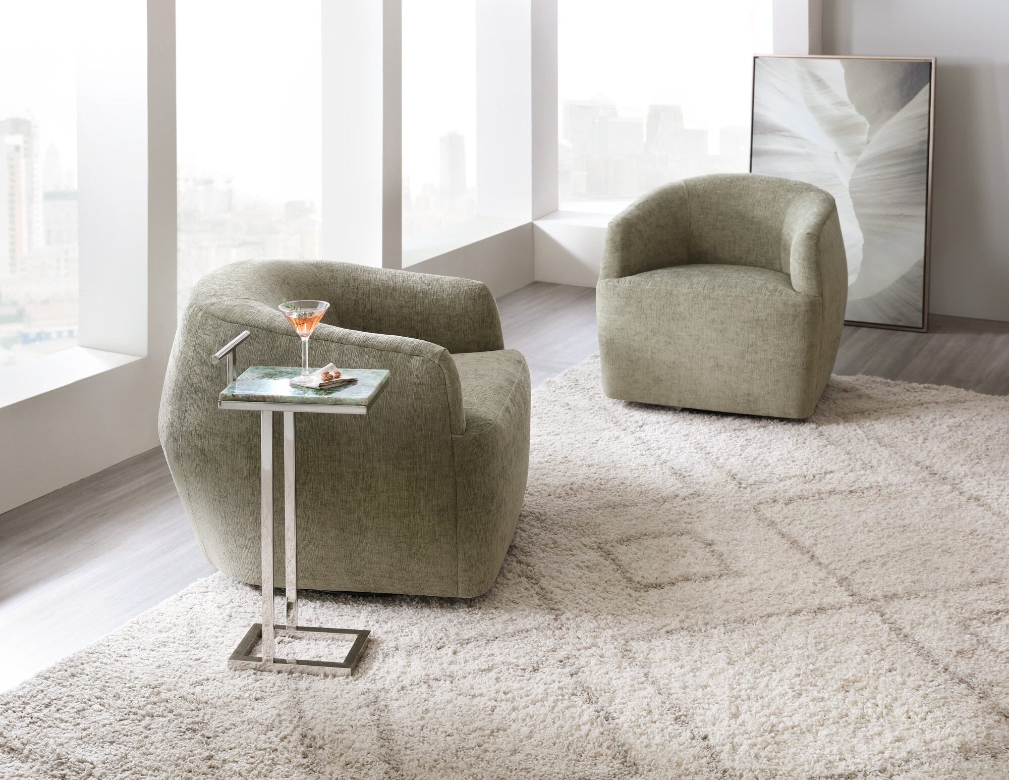 Vero Swivel Chair