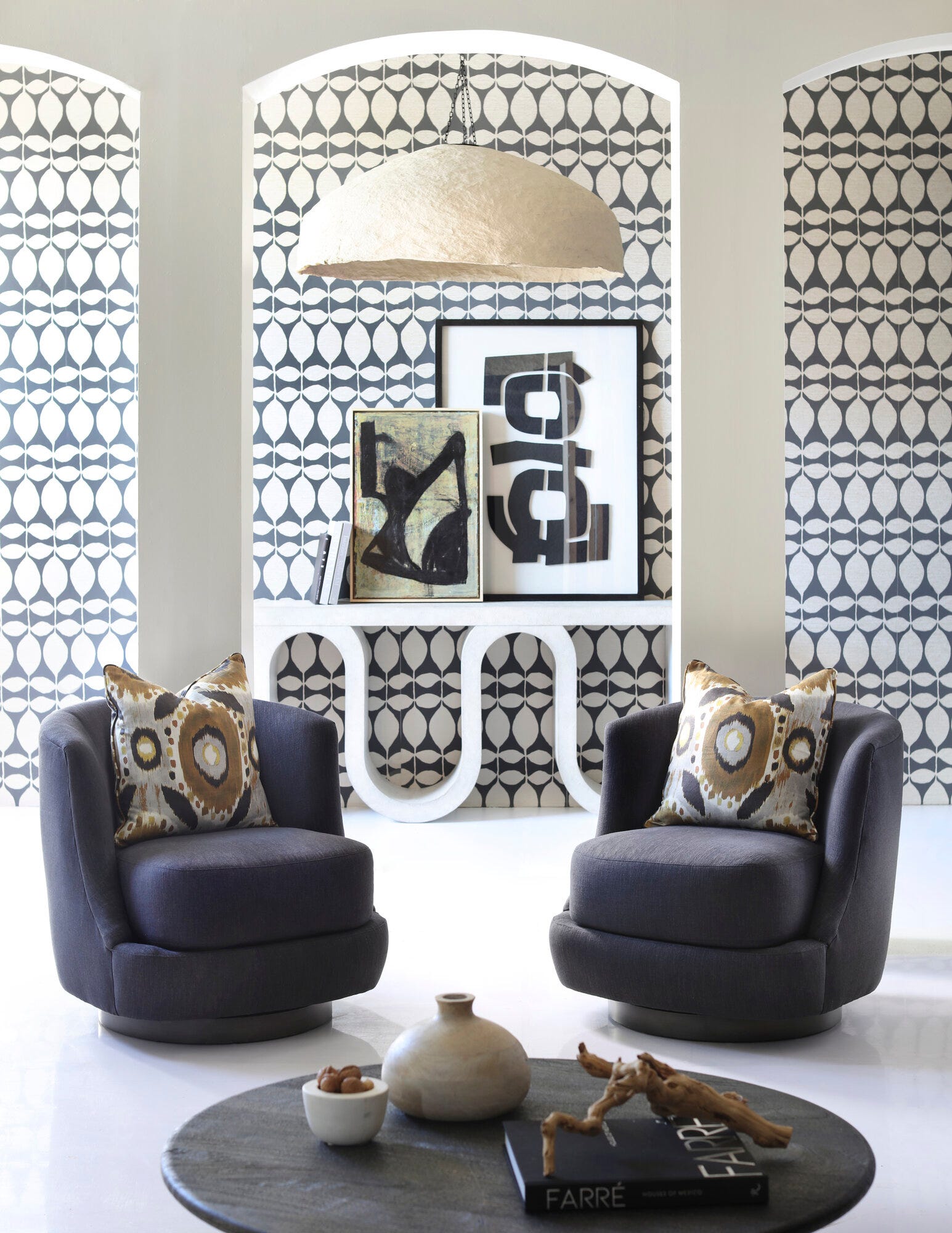 Suni Swivel Chair