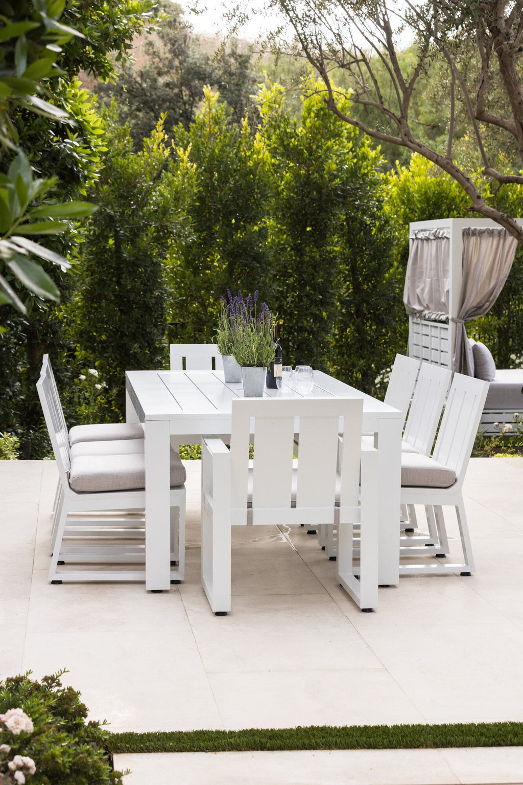 Newport Dining Chair in Cast Silver, No Welt