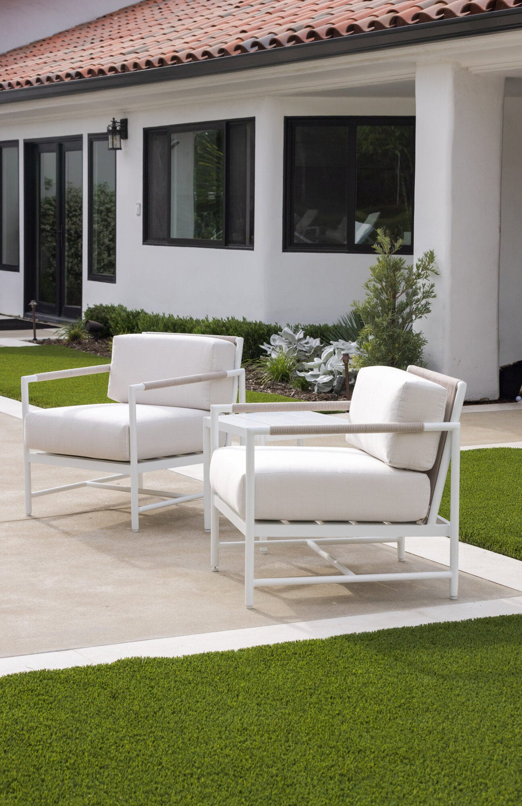 Sabbia Club Chair in Echo Ash