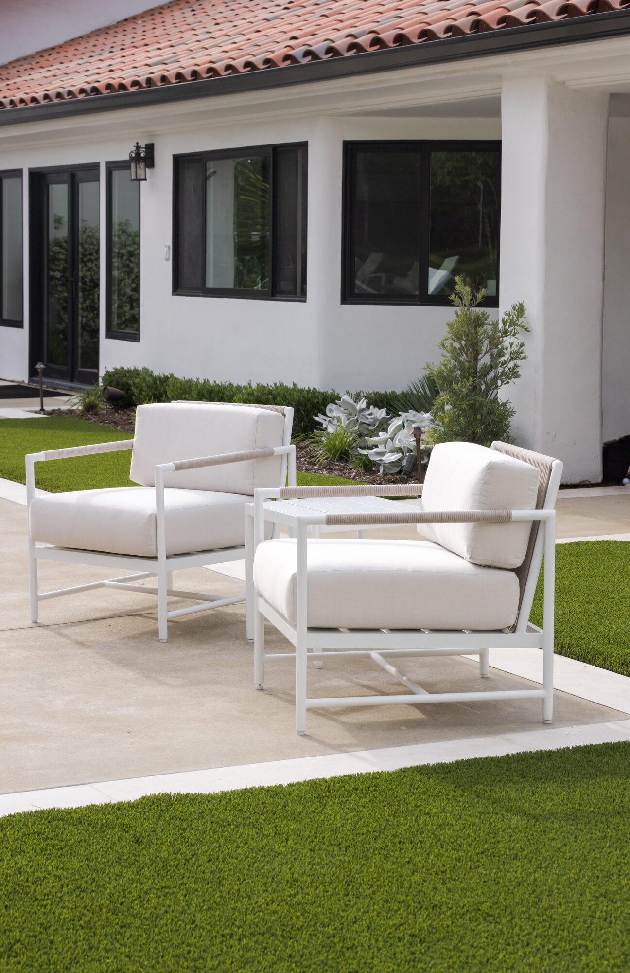 Sabbia Club Chair in Echo Ash