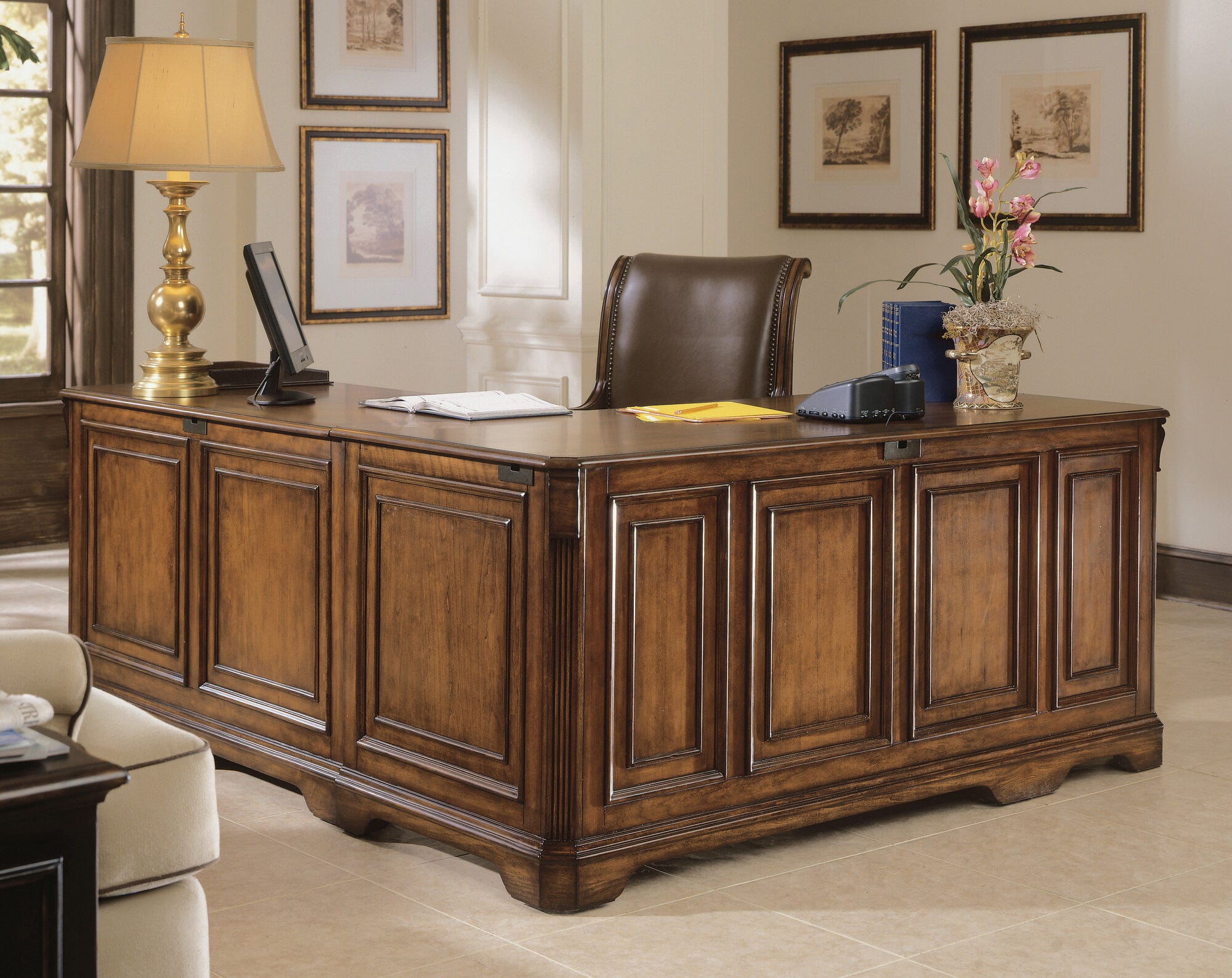 Brookhaven Executive L Right Return