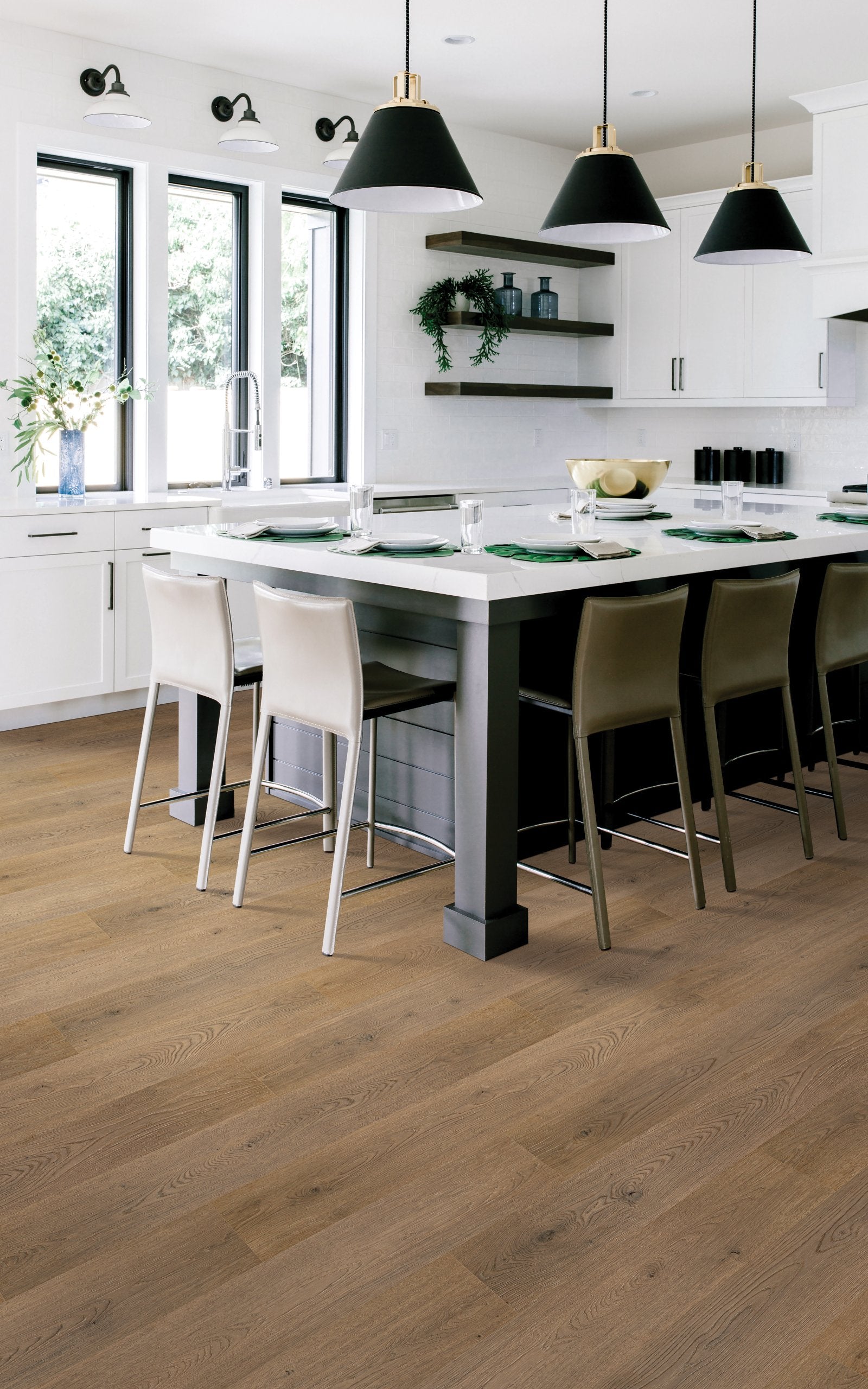 Mohawk Flooring Hampton Villa - room scene