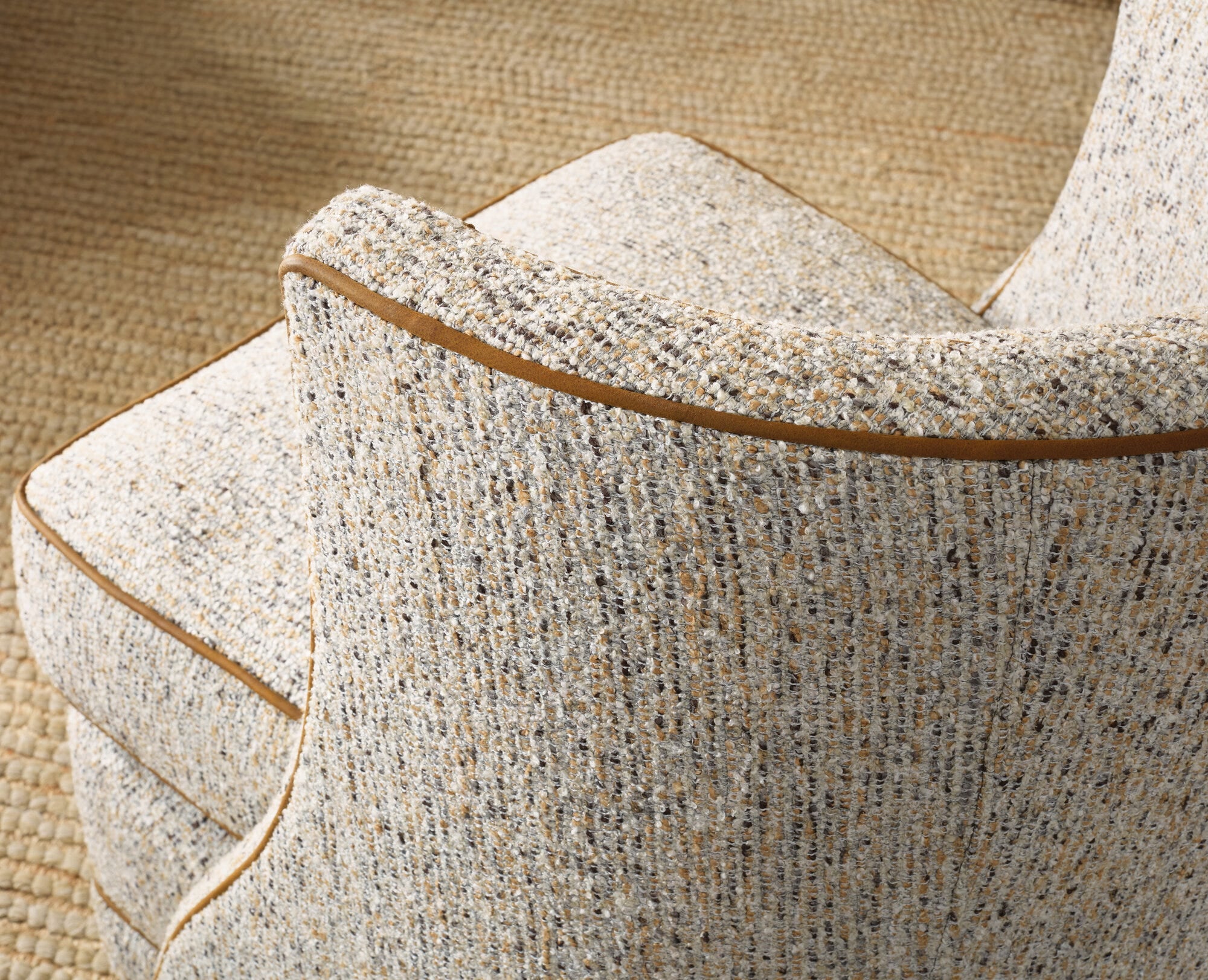 Amos Swivel Chair