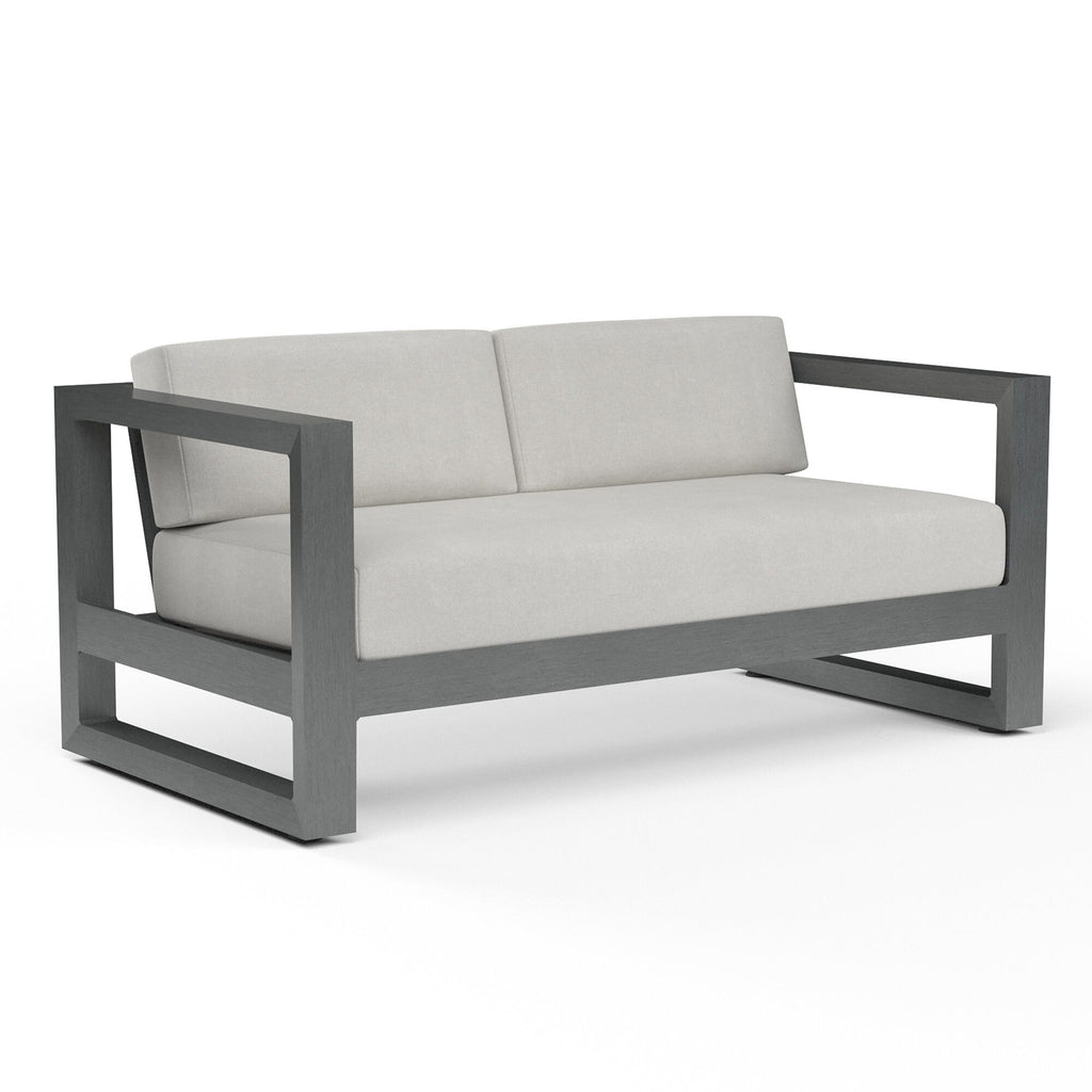 Redondo Loveseat in Cast Silver, No Welt