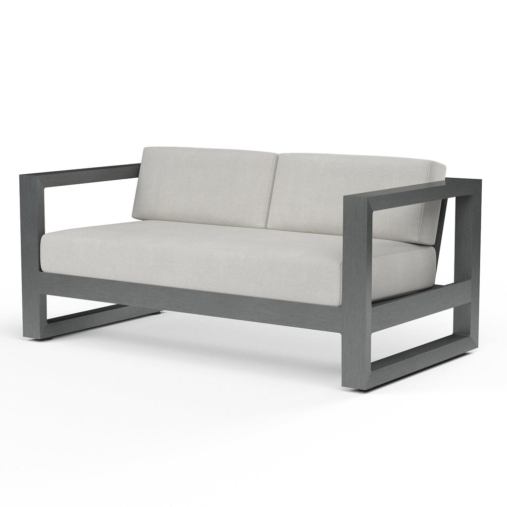 Redondo Loveseat in Cast Silver, No Welt