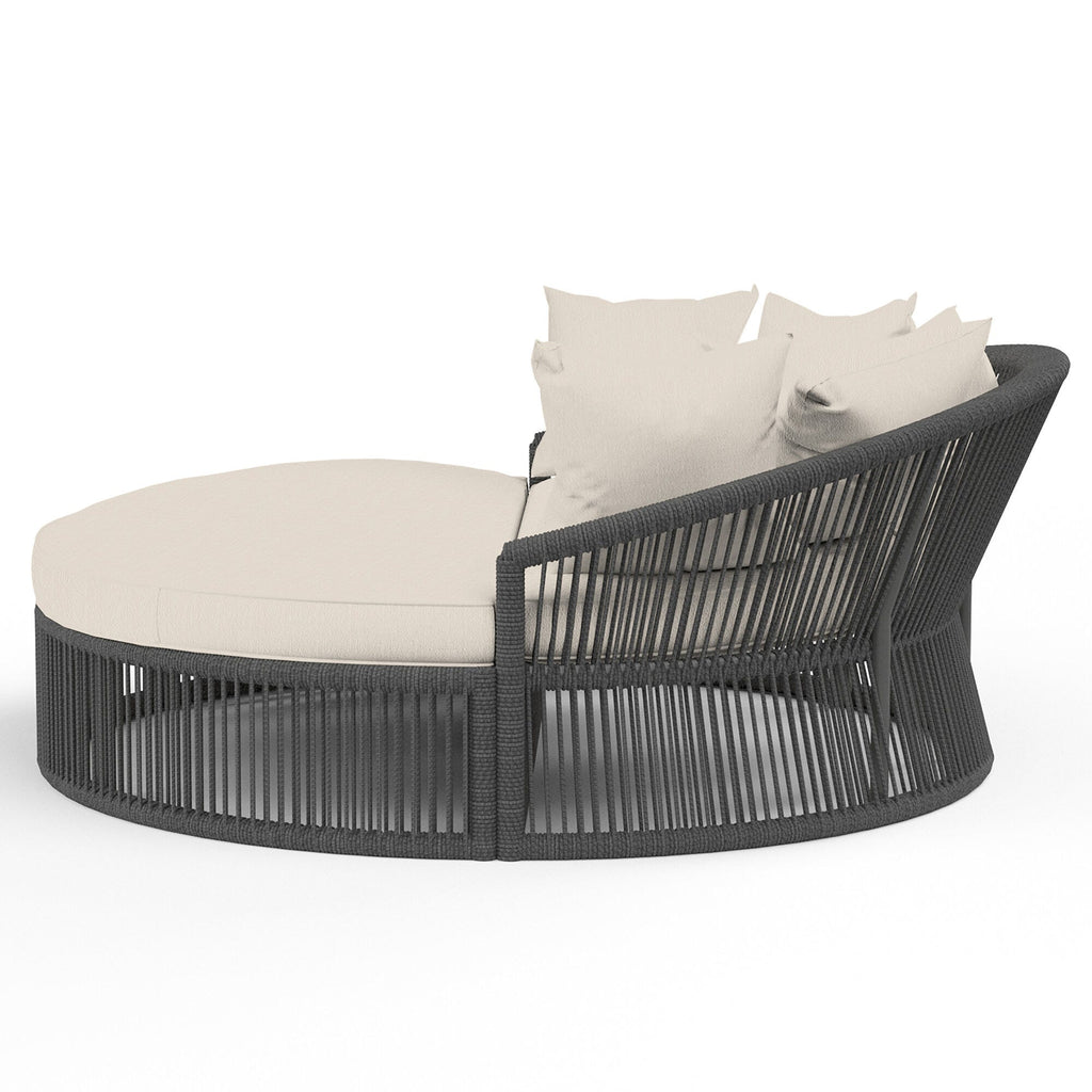 Milano Daybed in Echo Ash w/ Self Welt
