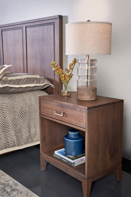 YUTZY WOODWORKING Champagne 1 Drawer Nightstand 41041