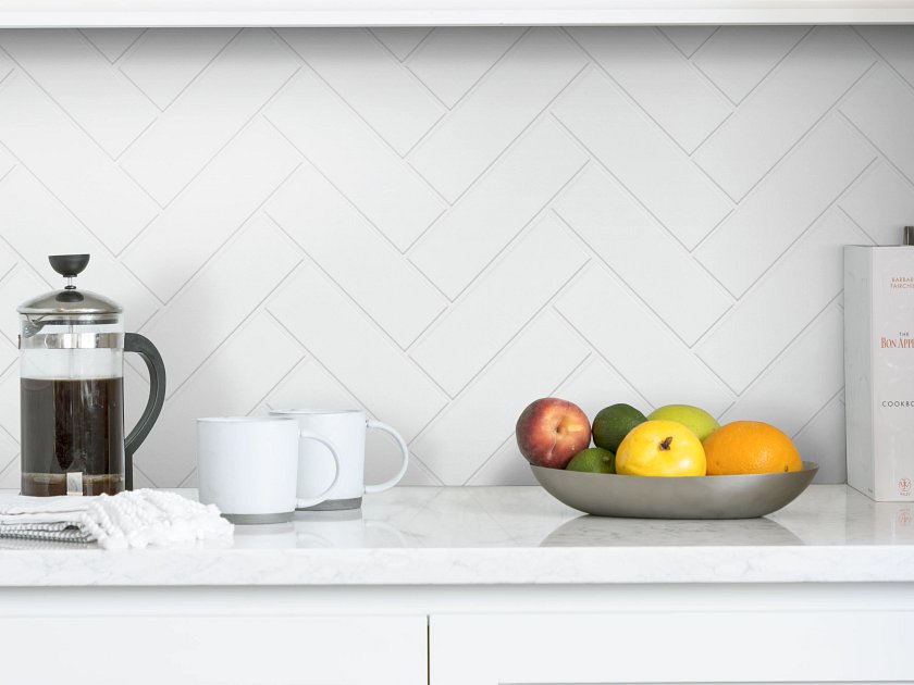 GRANDEUR HERRINGBONE MATTE WHITE ROOM