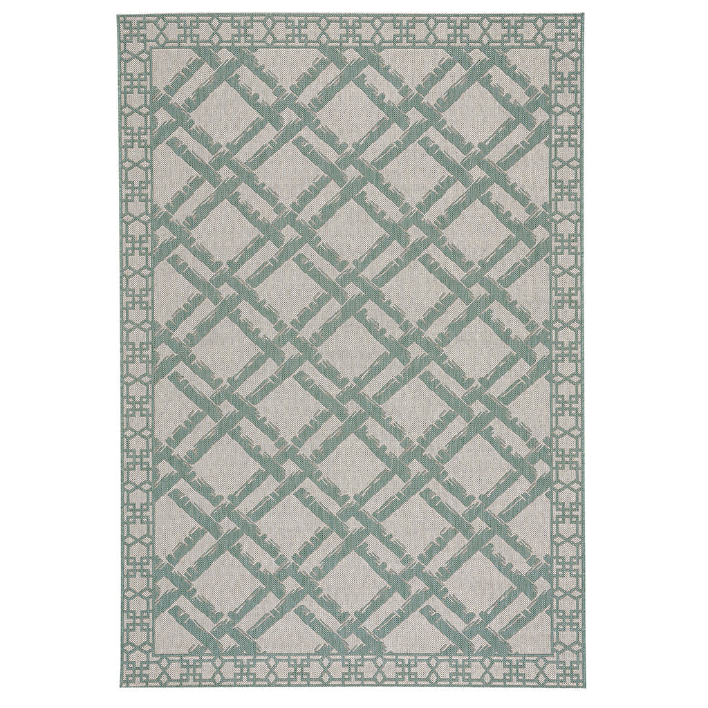 Finesse-Bamboo Trellis Spa