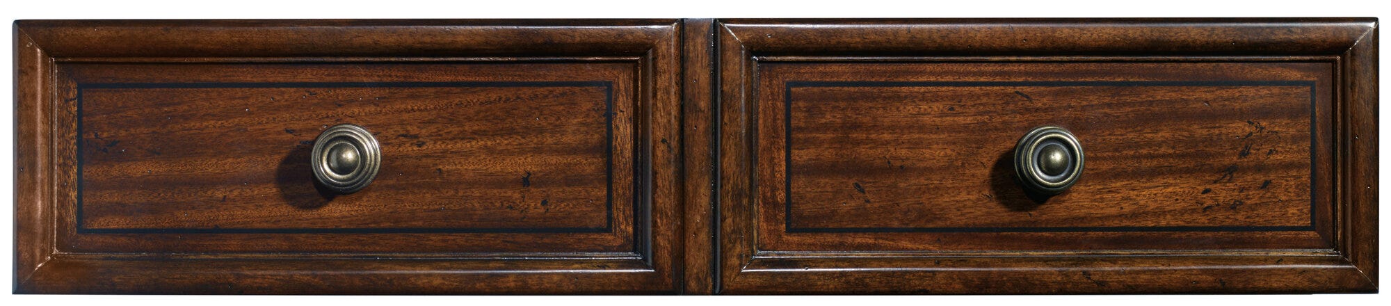 Leesburg Chest Detail Image