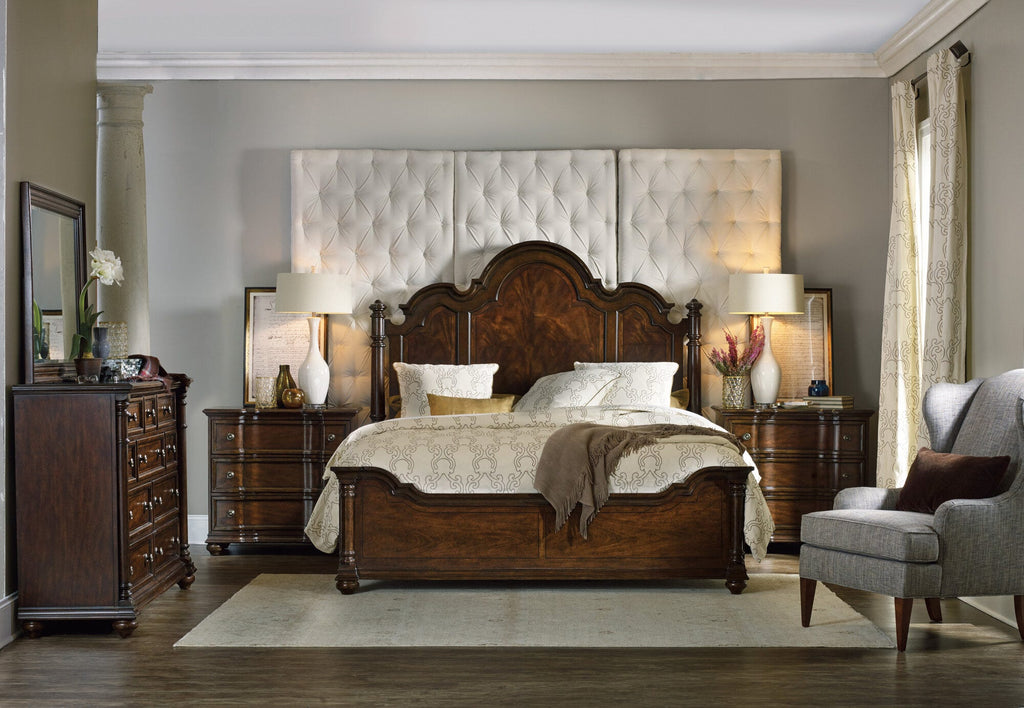 Leesburg Dresser Room Image 2