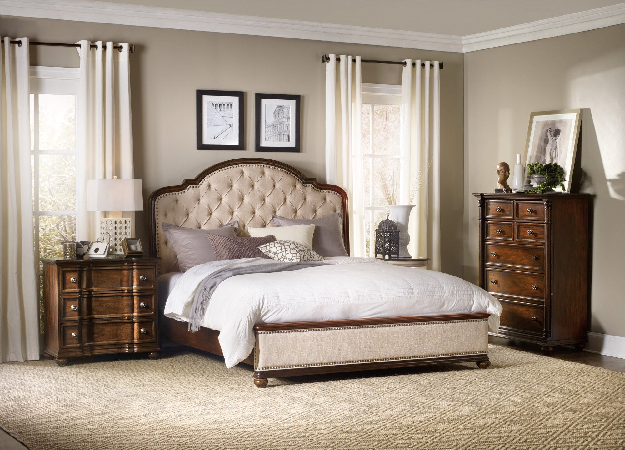 Leesburg Chest Room Image 2