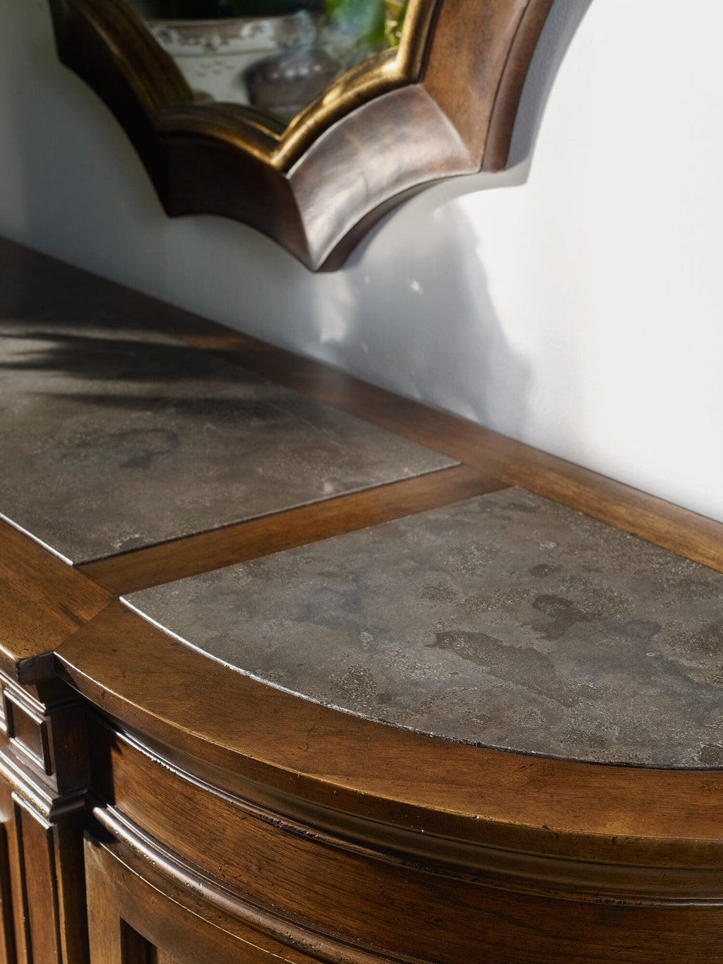 Detail Image 3