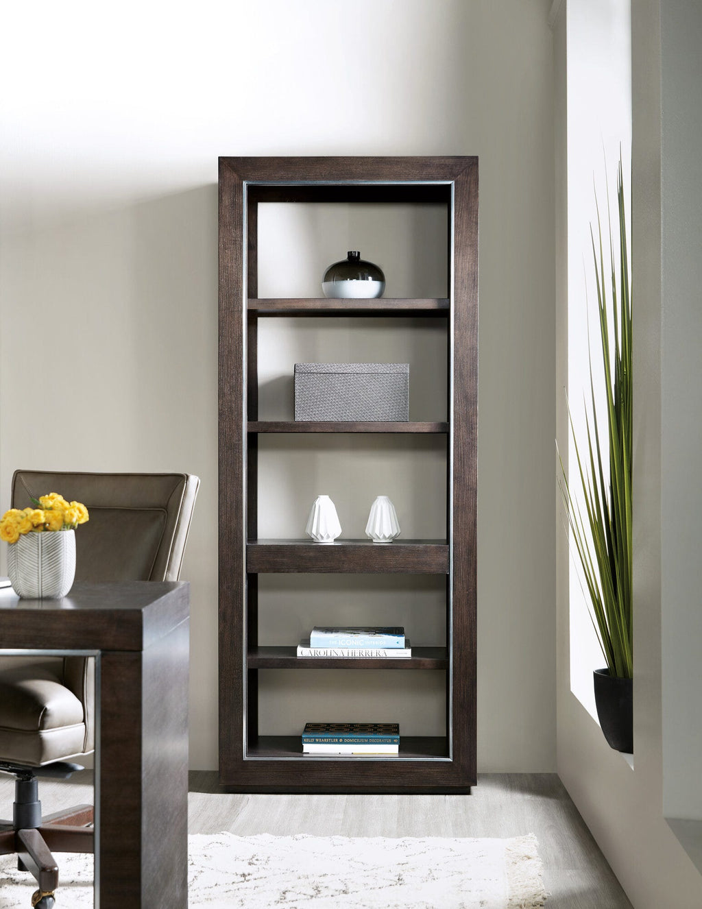House Blend Etagere Room Image