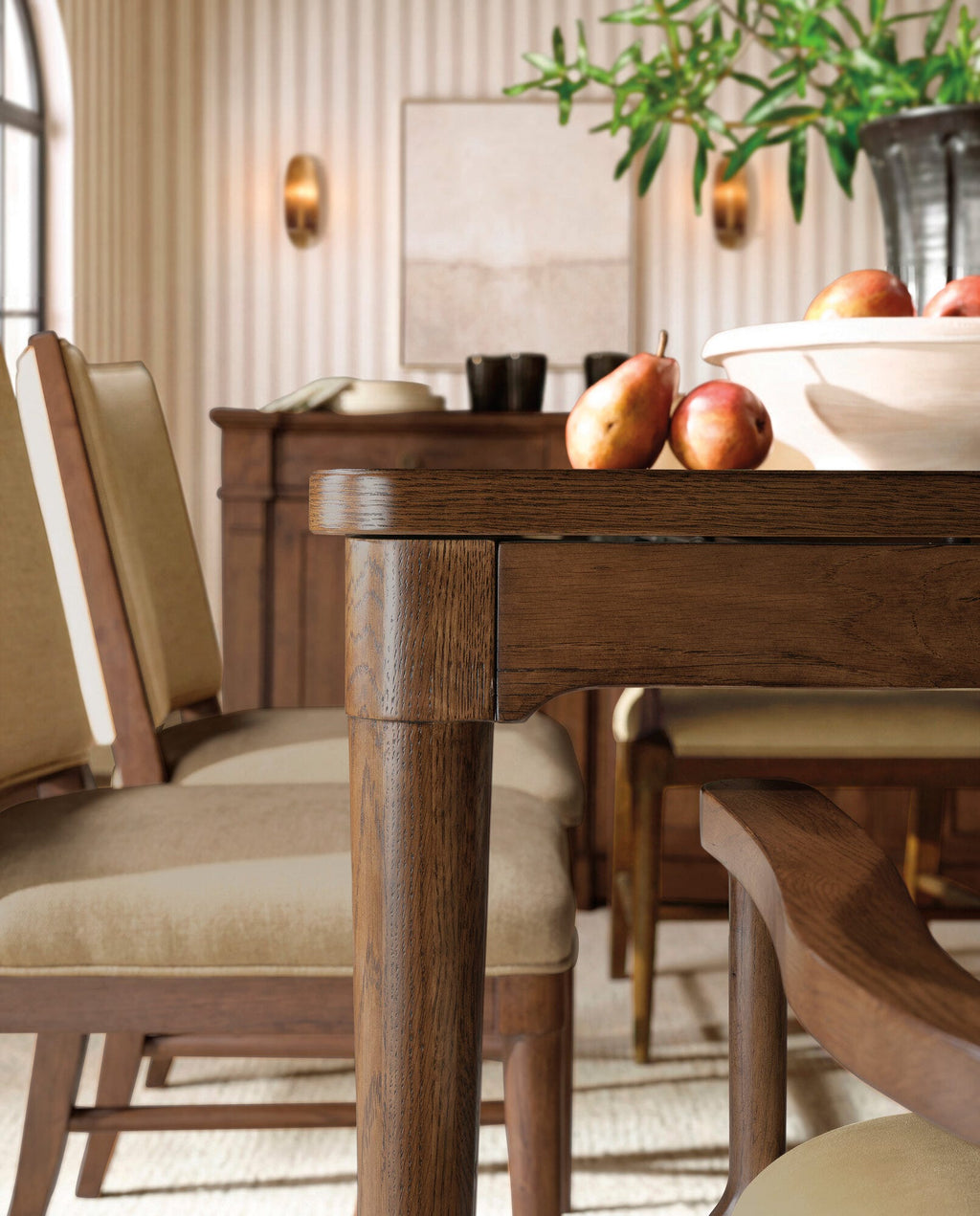 Cashiers Rectangle Dining Table Detail Image