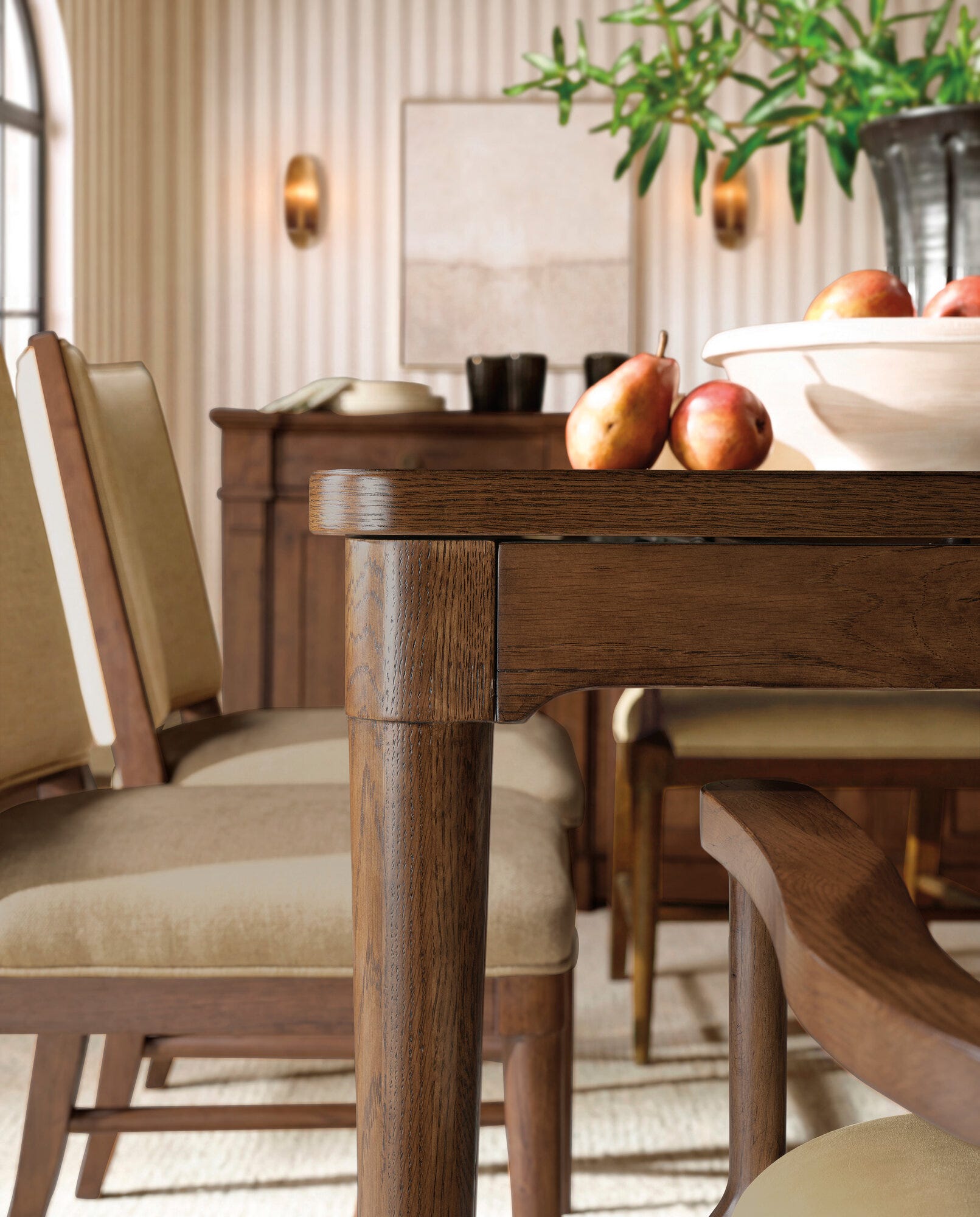 Cashiers Rectangle Dining Table Detail Image