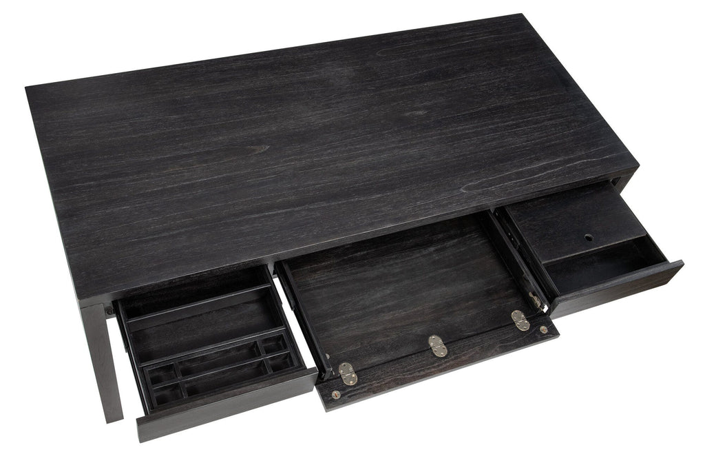 Commerce & Market Writing Desk