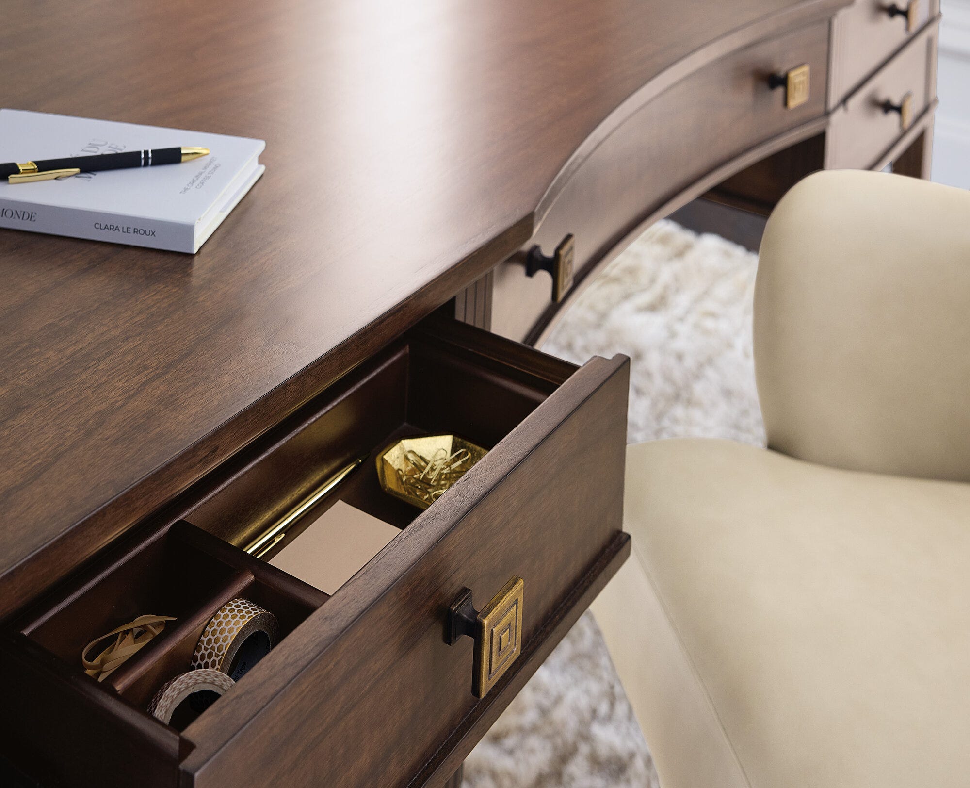 Diplomat Diplomat Writing Desk Detail Image 2