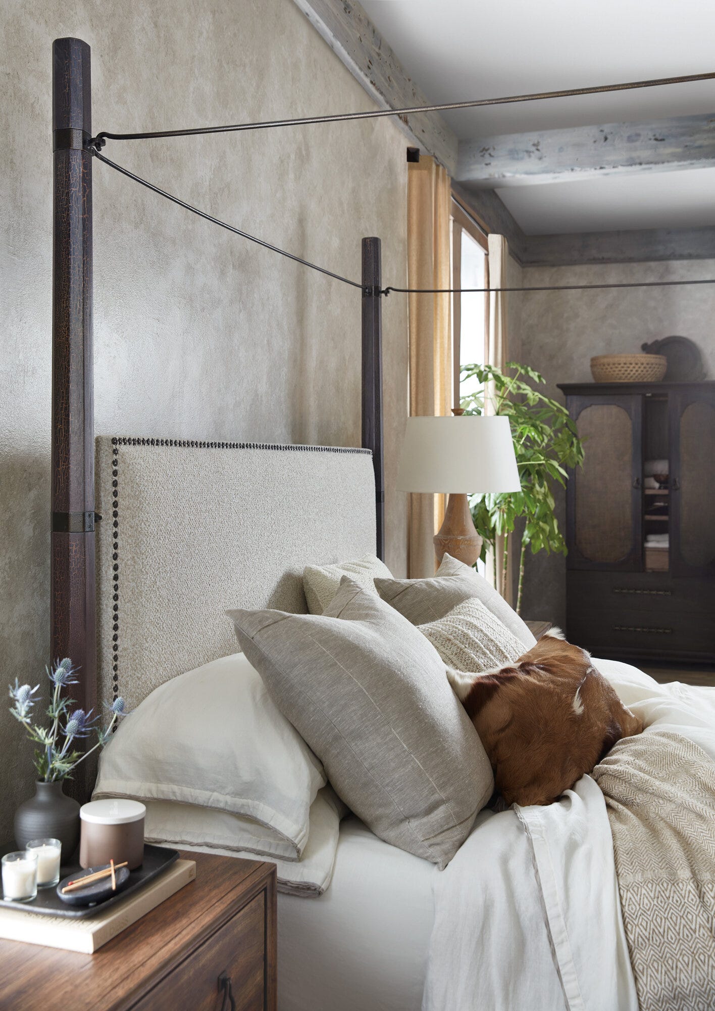 Big Sky Canopy Beds