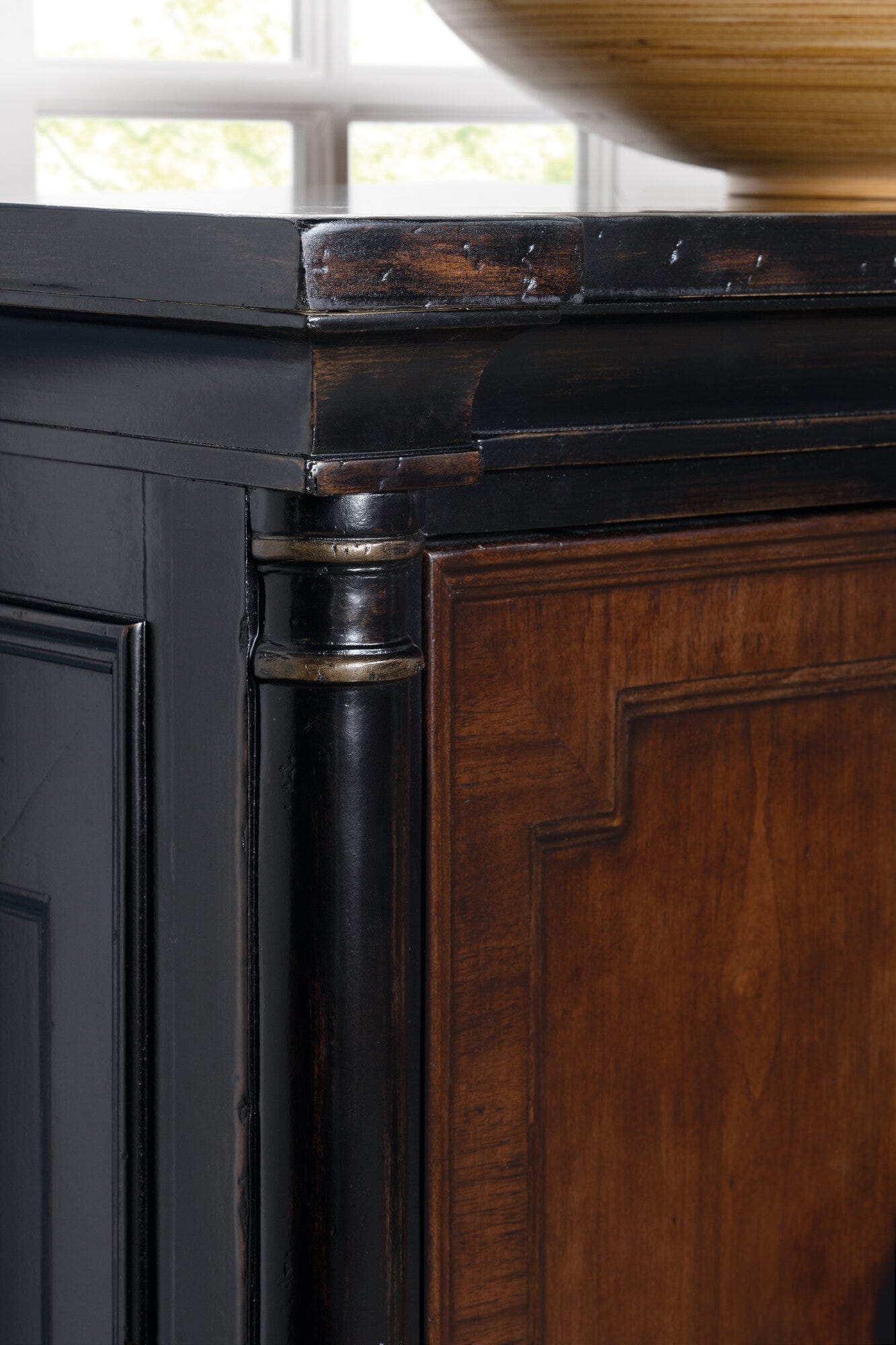 Charleston Entertainment Console Detail Image 2