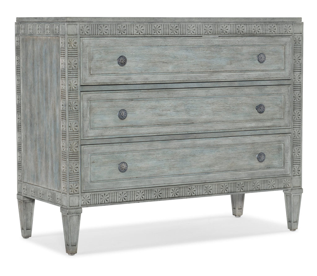 Charleston Three-Drawer Chest Silo Image