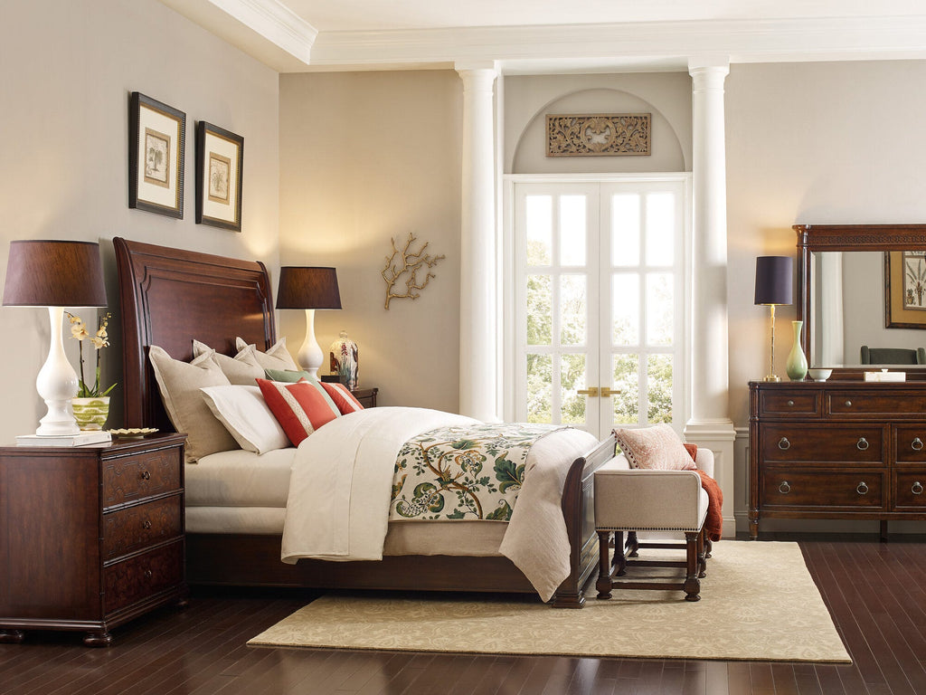 Charleston Bed Bench Room Image 3