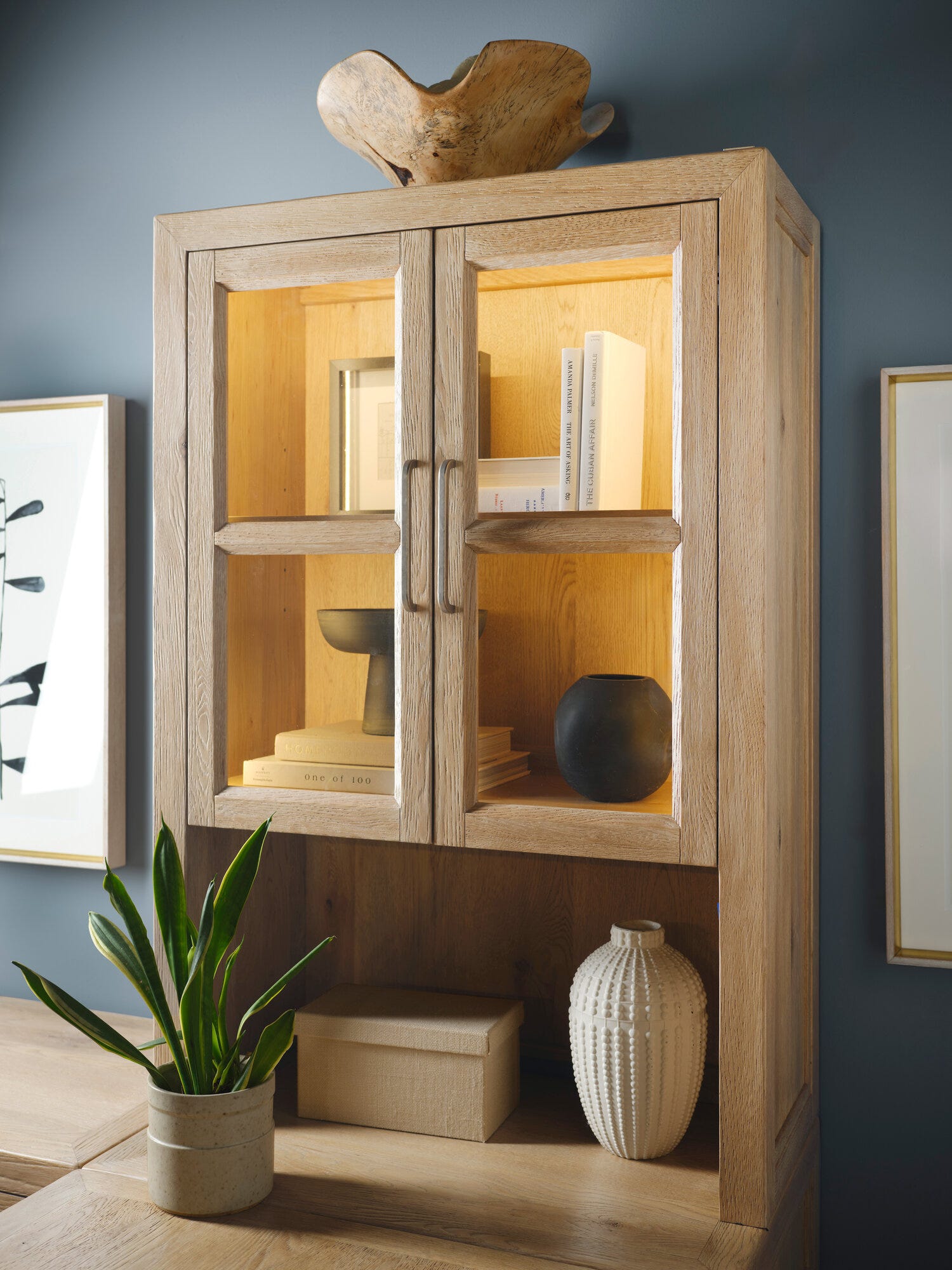 Driftwood Bookcase Hutch Detail