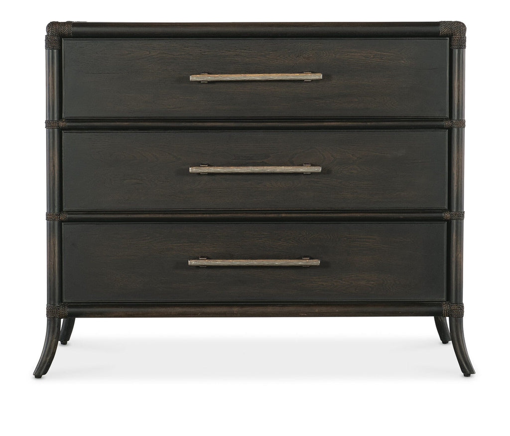 Retreat Pole Rattan Chest Straight Silo Image