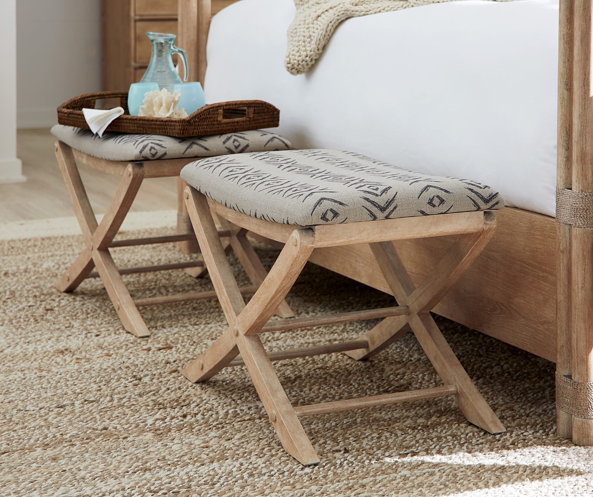 Retreat Camp Stool Bed Bench Room Image 2