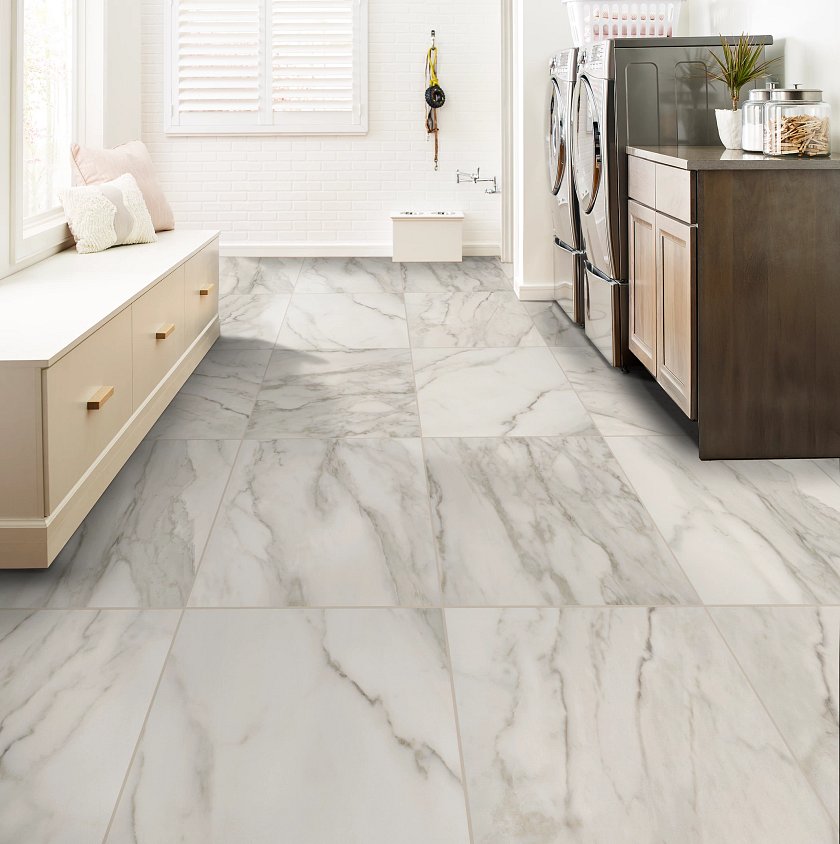 ENCLAVE 20X20 HALO CALACATTA ROOM