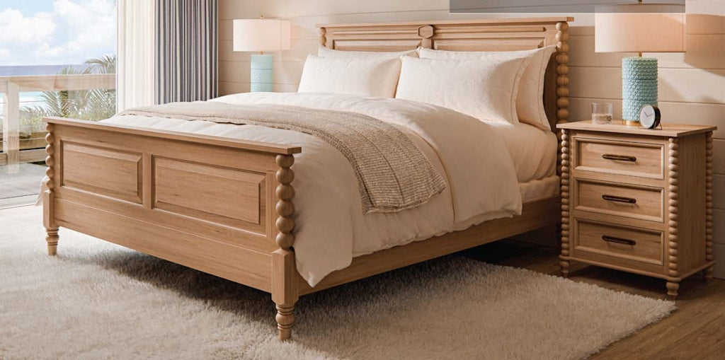 YUTZY WOODWORKING Marlow Upholstered Queen Bed 77106