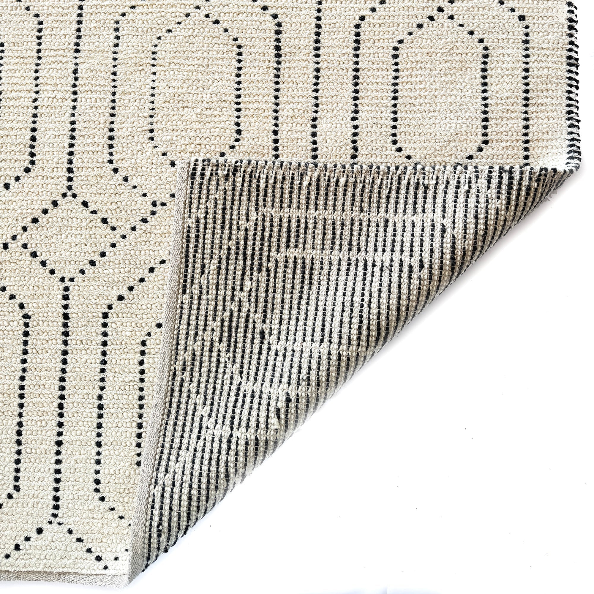 Geometrics Ivory Black