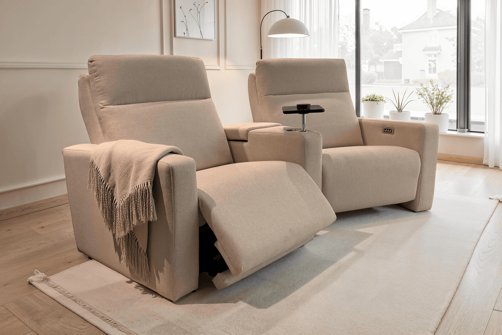 F003 - Frances Console - Lifestyle