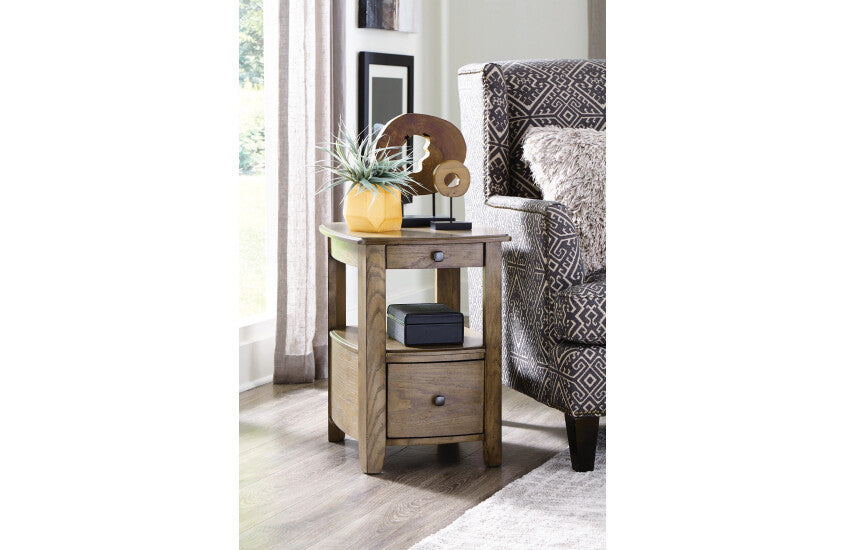CHAIRSIDE TABLE Room 1