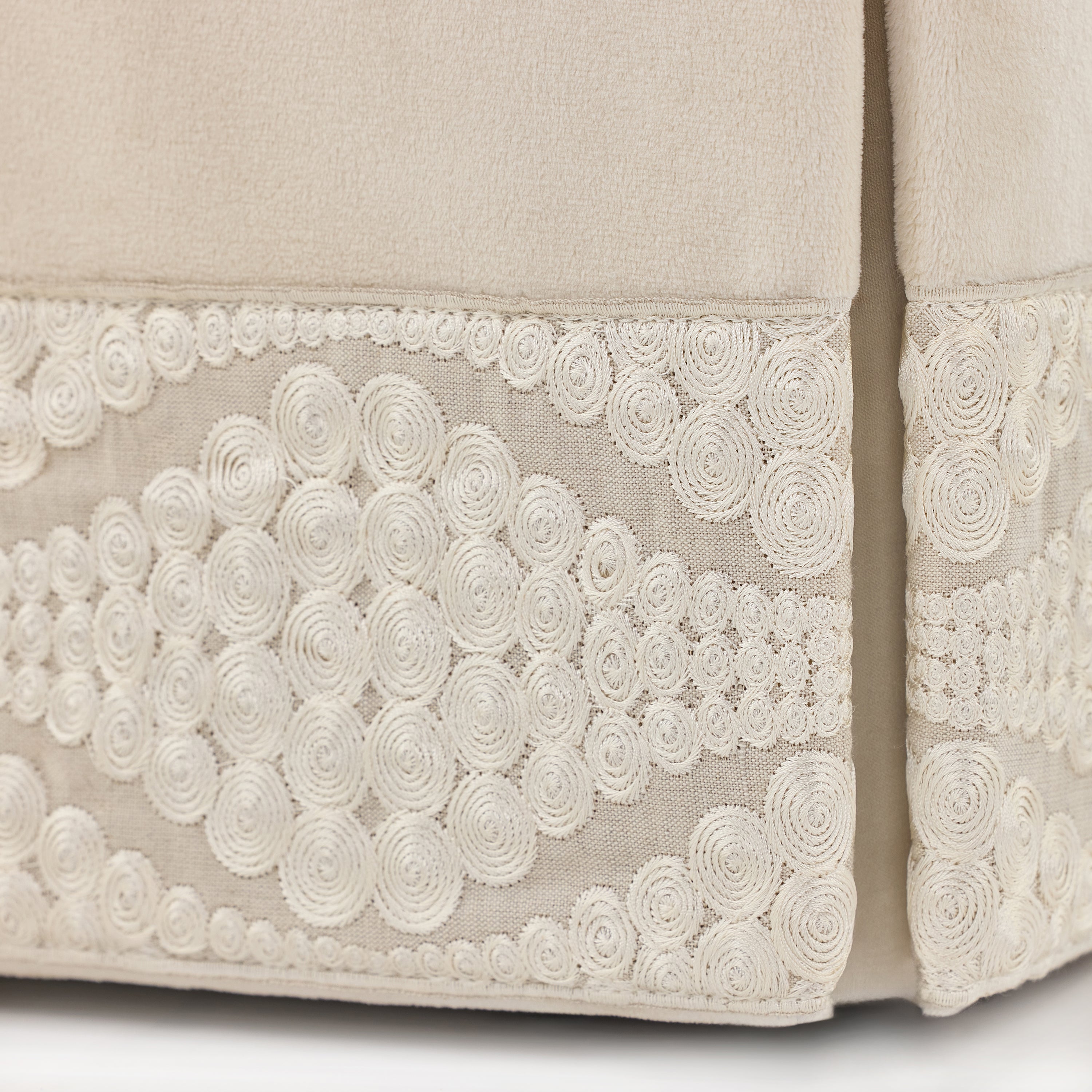 Chelsea Ottoman | John Richard - AMQ-1222-1130-AS