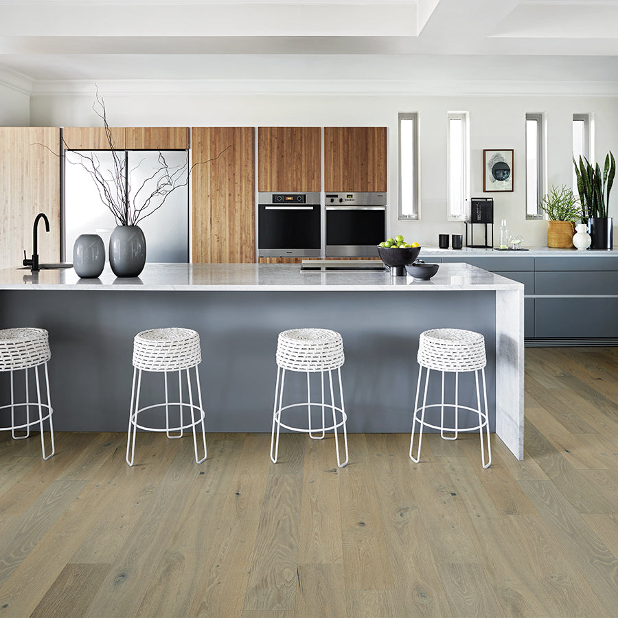 Alta Vista Doheny Oak Roomscene