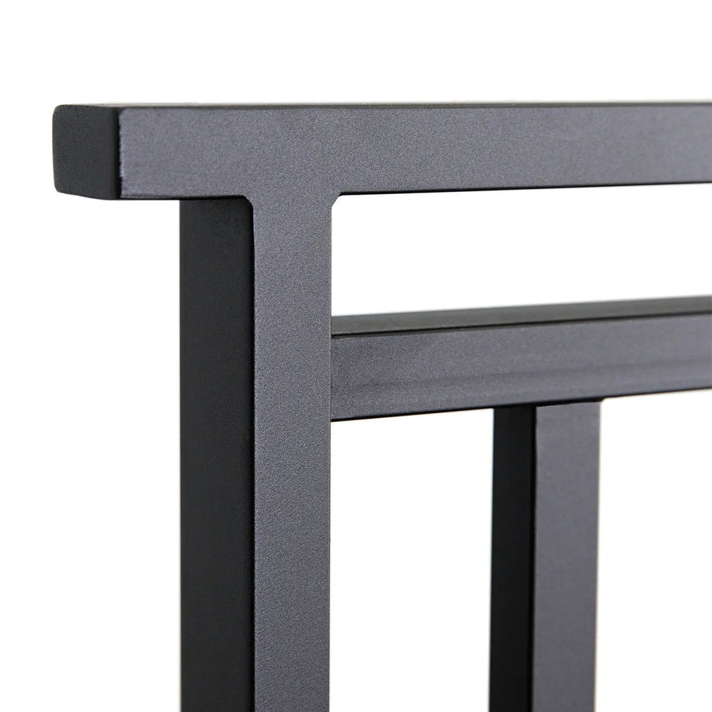 Aspen 1120 queen CBMPF MatteBlack finish closeup