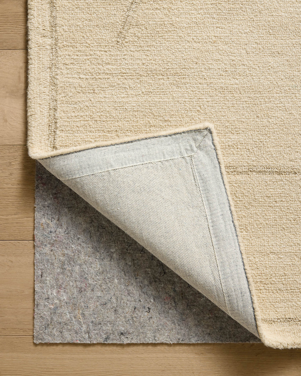 BAR-05 - JM IVORY / TAUPE