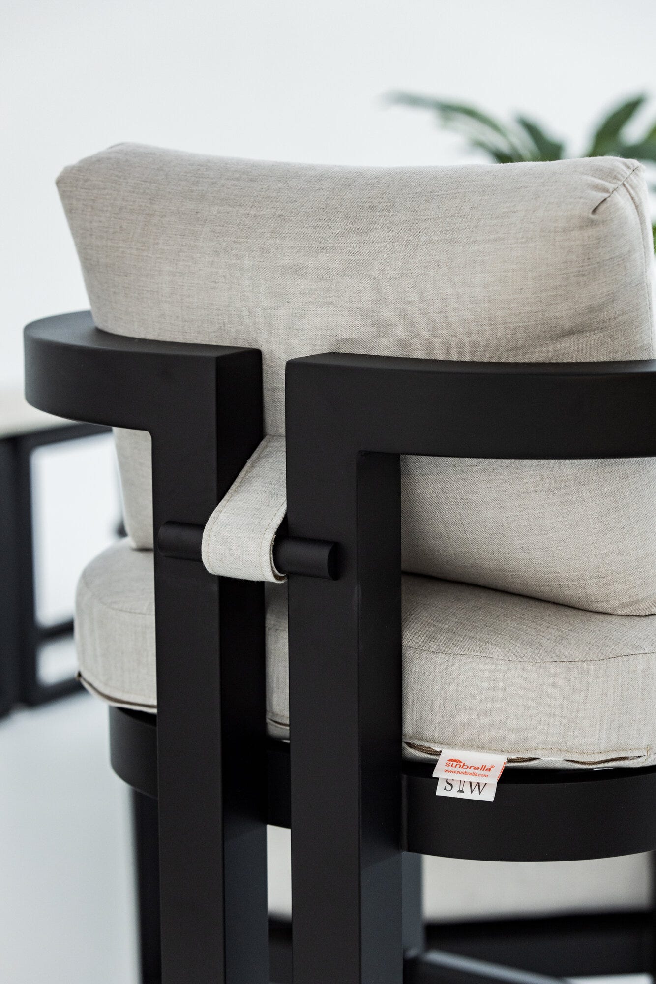Malibu Dining Chair in Cast Silver, No Welt