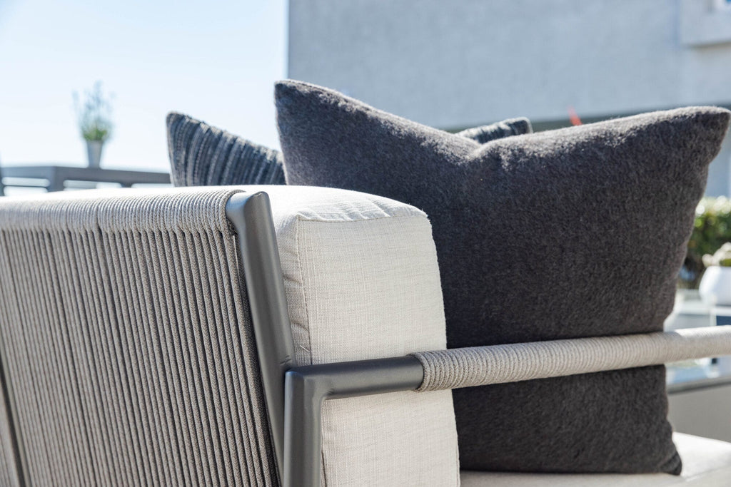 Pietra Sofa in Echo Ash, No Welt