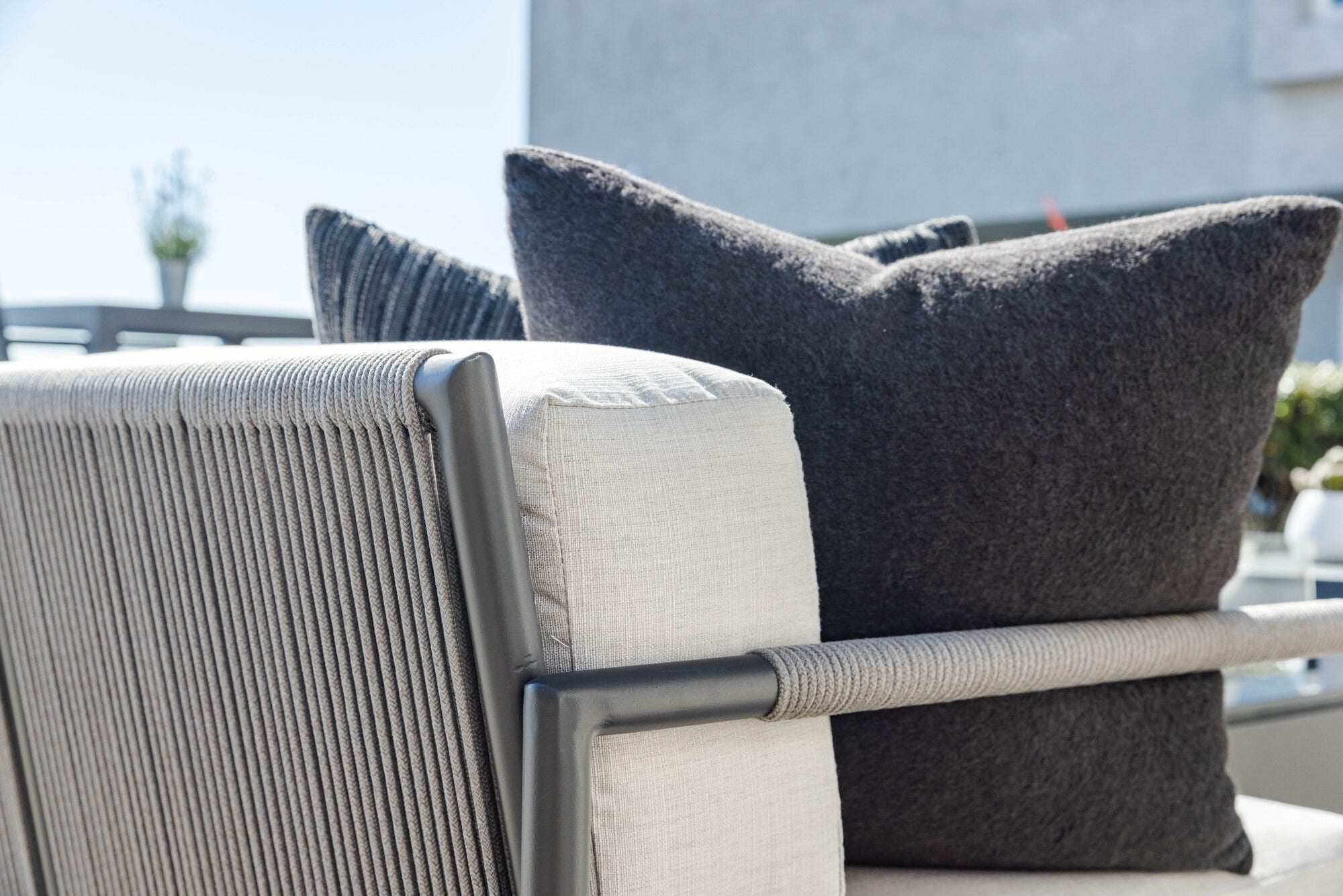 Pietra Sofa in Echo Ash, No Welt