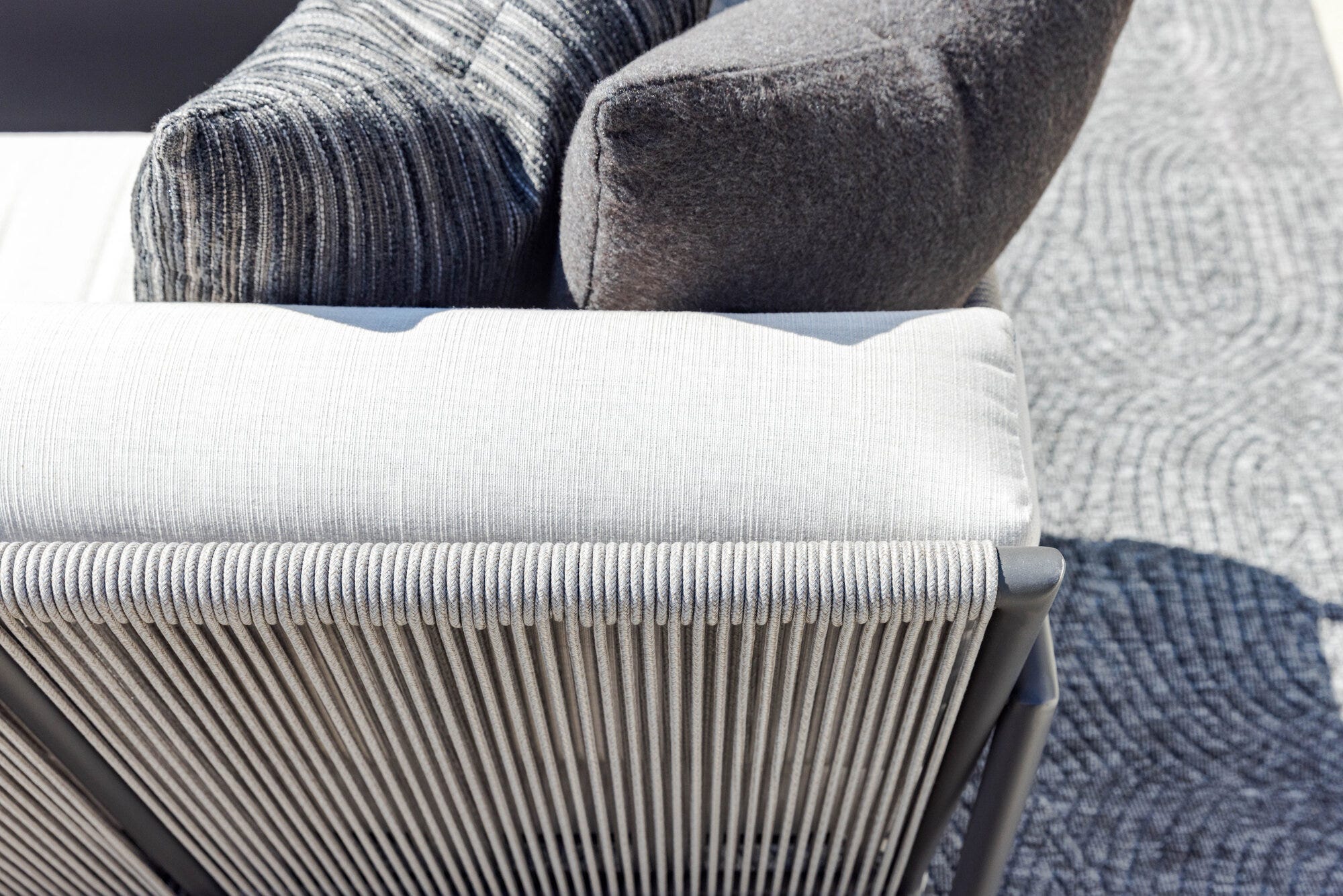 Pietra Sofa in Echo Ash, No Welt