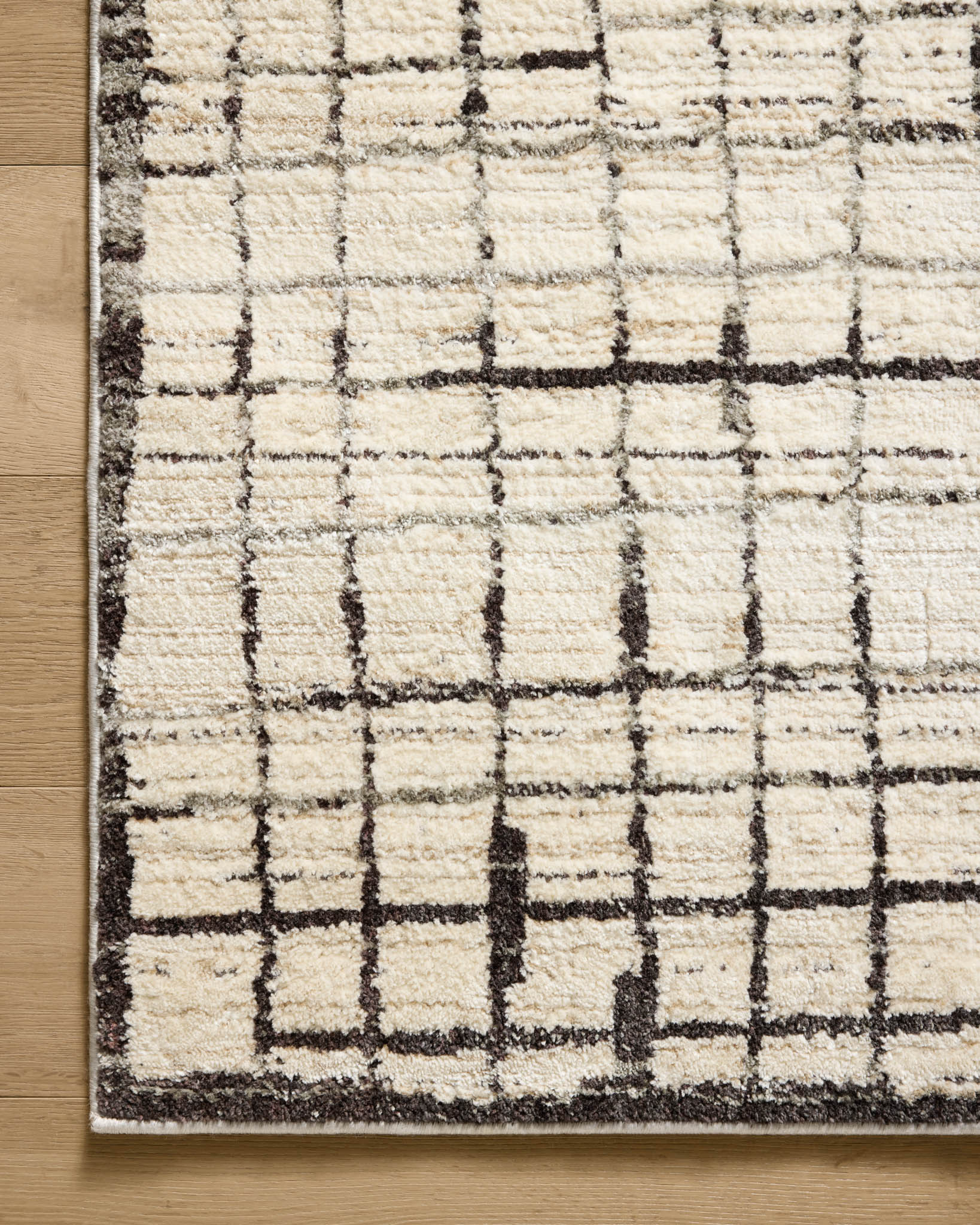 BLE-01 - JM IVORY / CHARCOAL