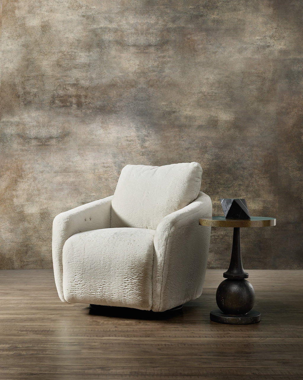 Bonnie Swivel Chair Room Image 1