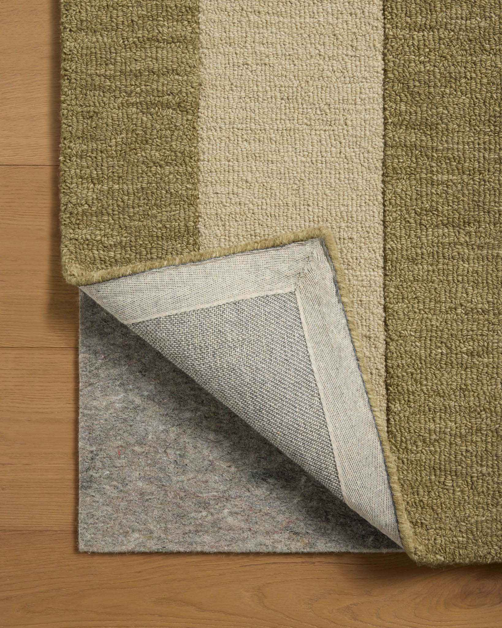 CVN-01 LIGHT OLIVE / OATMEAL