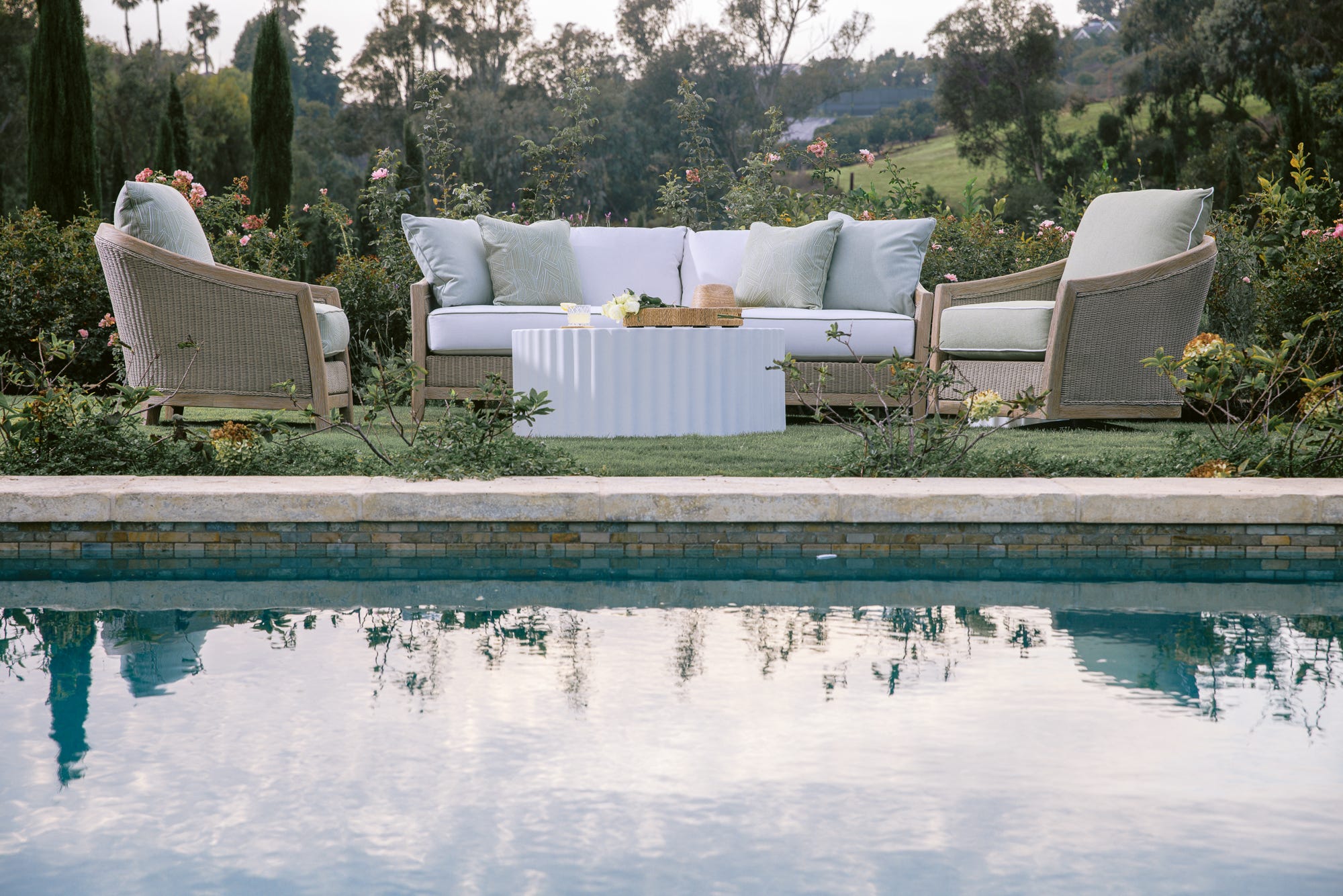 Cambria Club Chair in Canvas Canvas w/ Self Welt