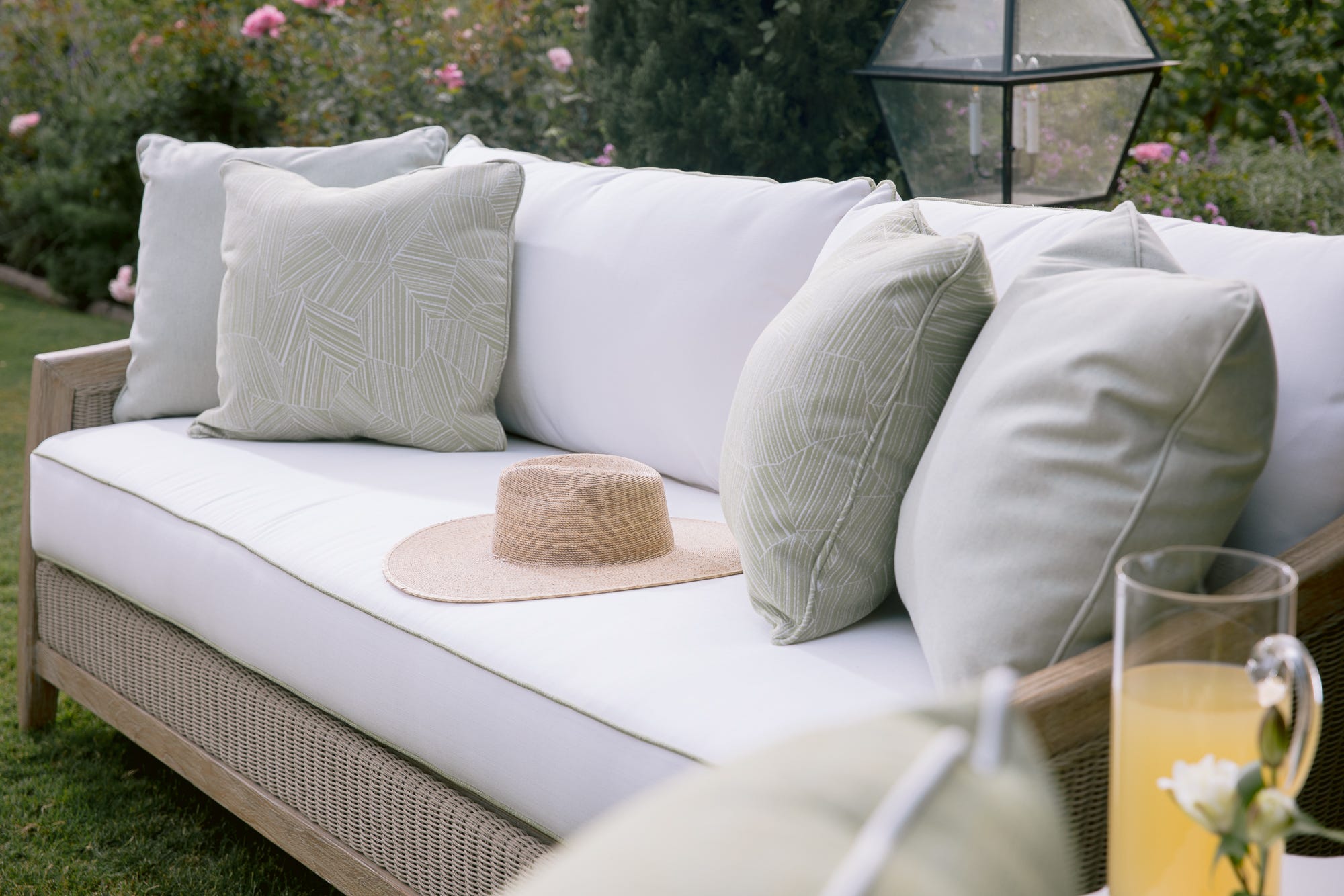 Cambria Sofa in Canvas Canvas w/ Self Welt