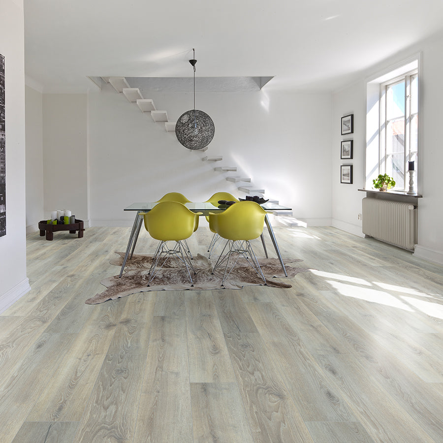 Courtier Kingsguard Oak Premium Flooring Waterproof Rigid Click Roomscene