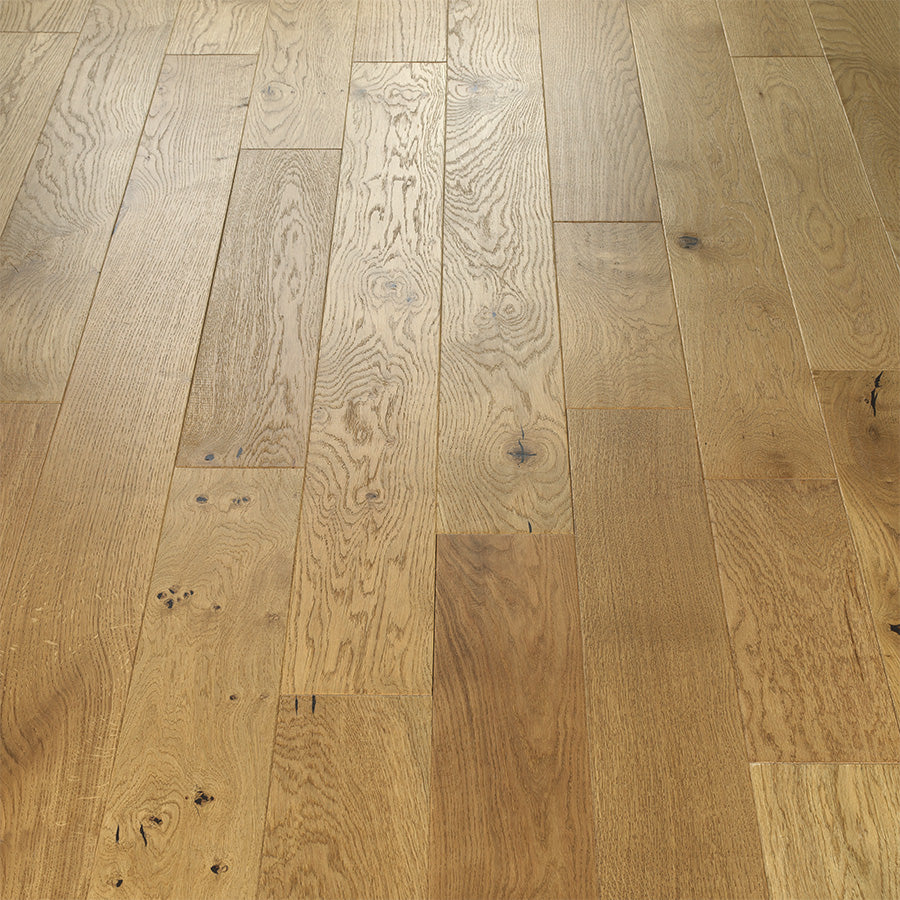 Crestline Solid Geneva Oak Vignette